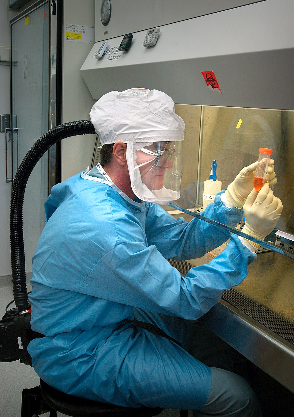 Virus research bench